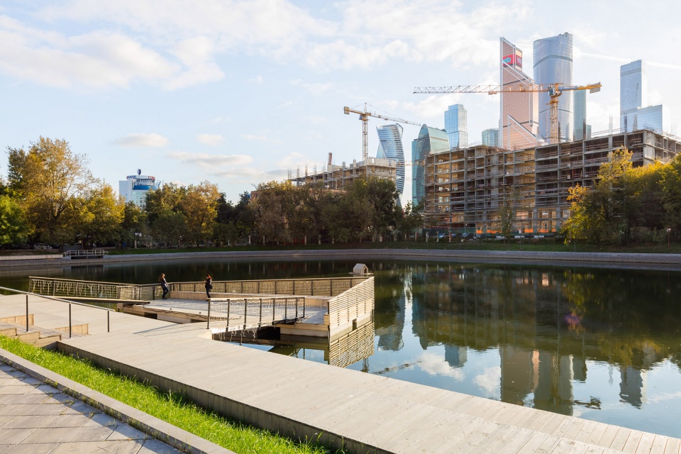 Krasnogvardeisky Ponds by WOWHAUS
