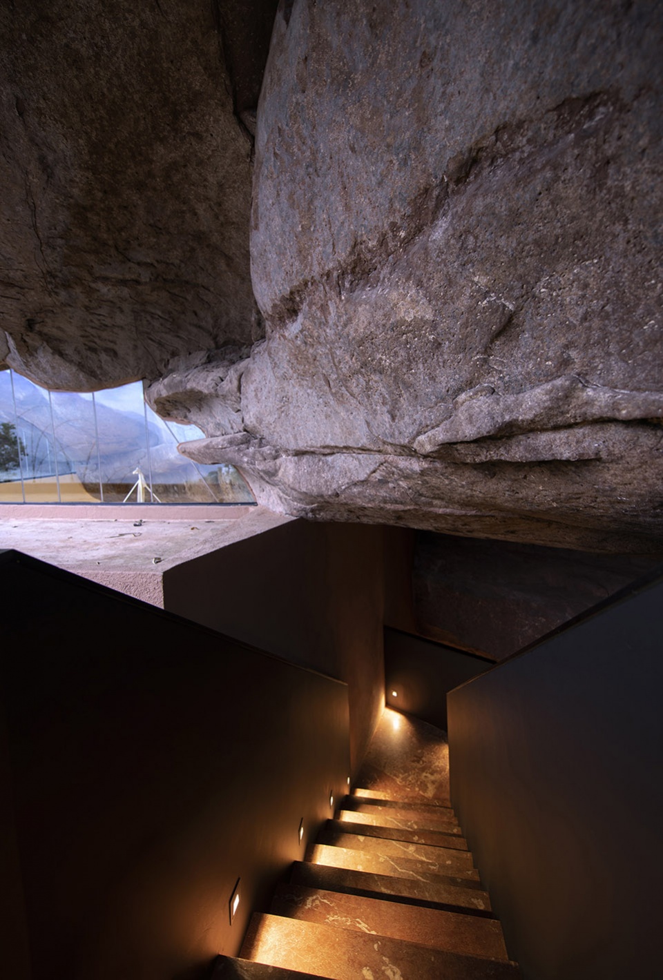 shanlu cave hotel by poetic design office of sp space