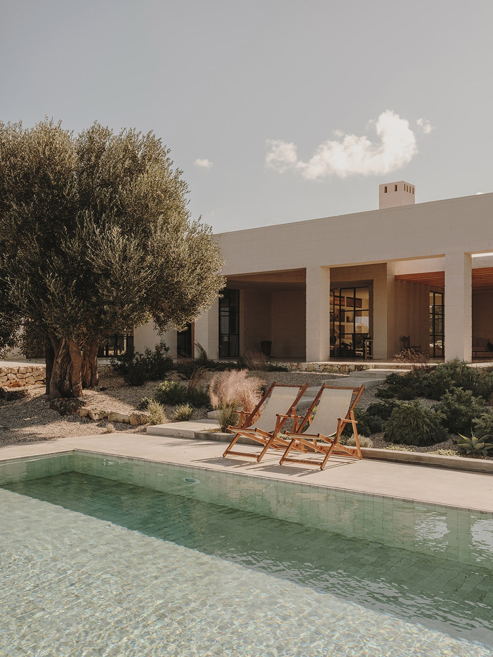 Casa Maiora by Studio Andrew Trotter