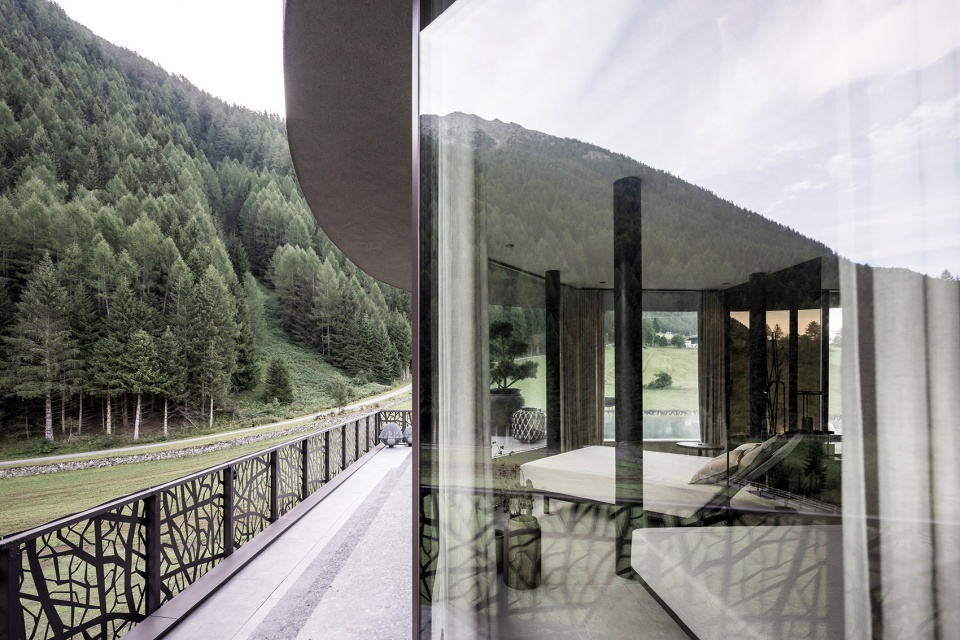silena the alps meet asia by noa