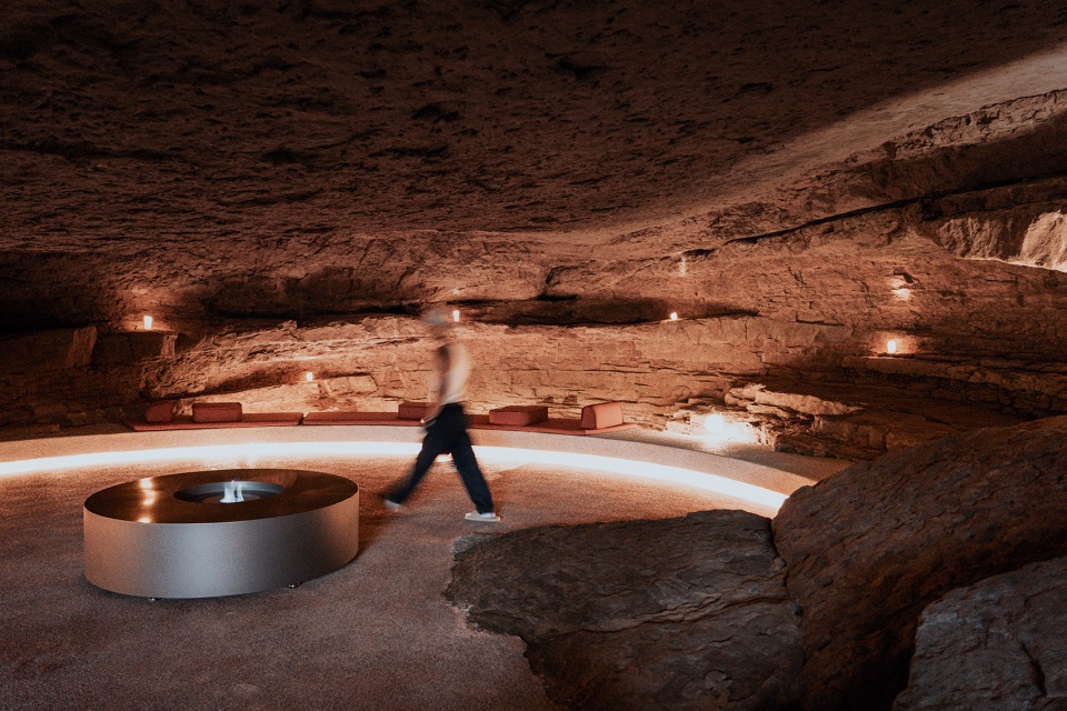 shanlu cave hotel by poetic design office of sp space