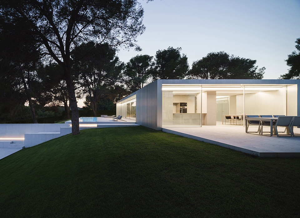 NIU N290 by FRAN SILVESTRE ARQUITECTOS