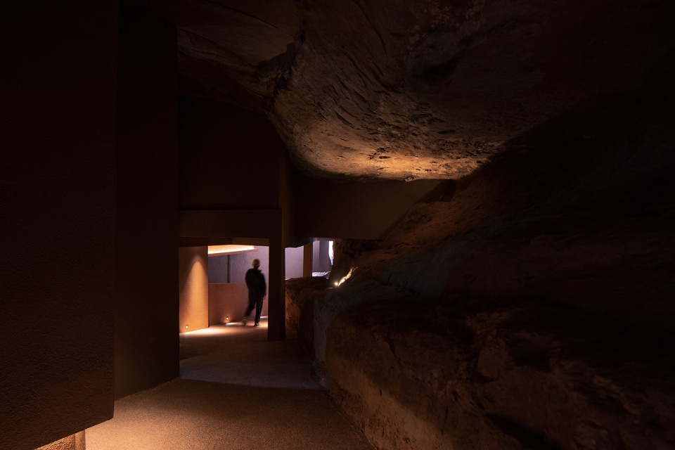 shanlu cave hotel by poetic design office of sp space
