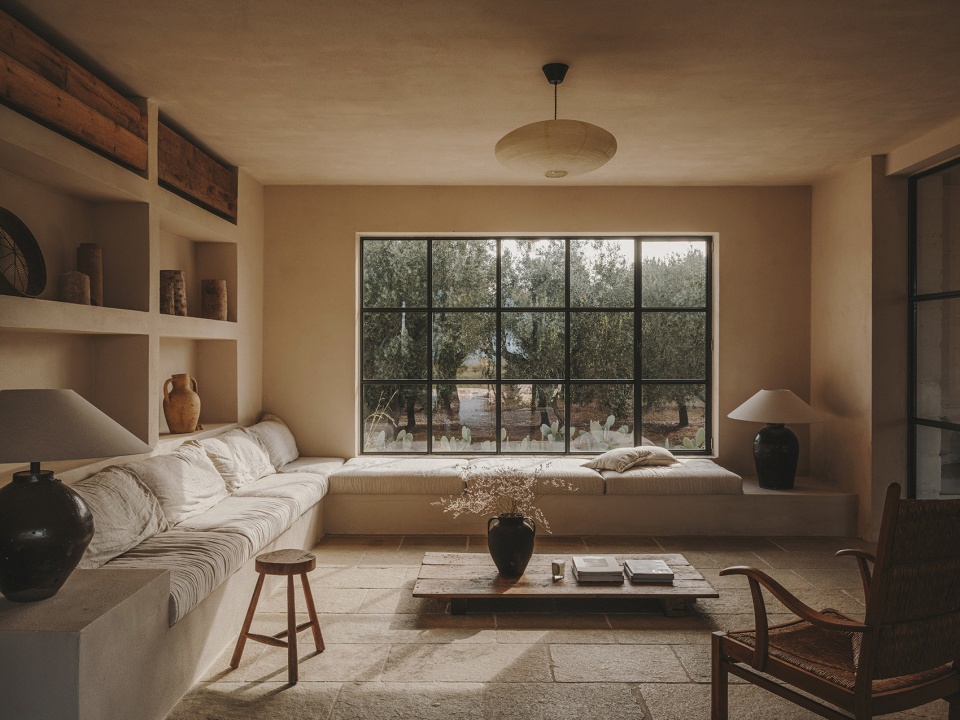 Casa Maiora by Studio Andrew Trotter