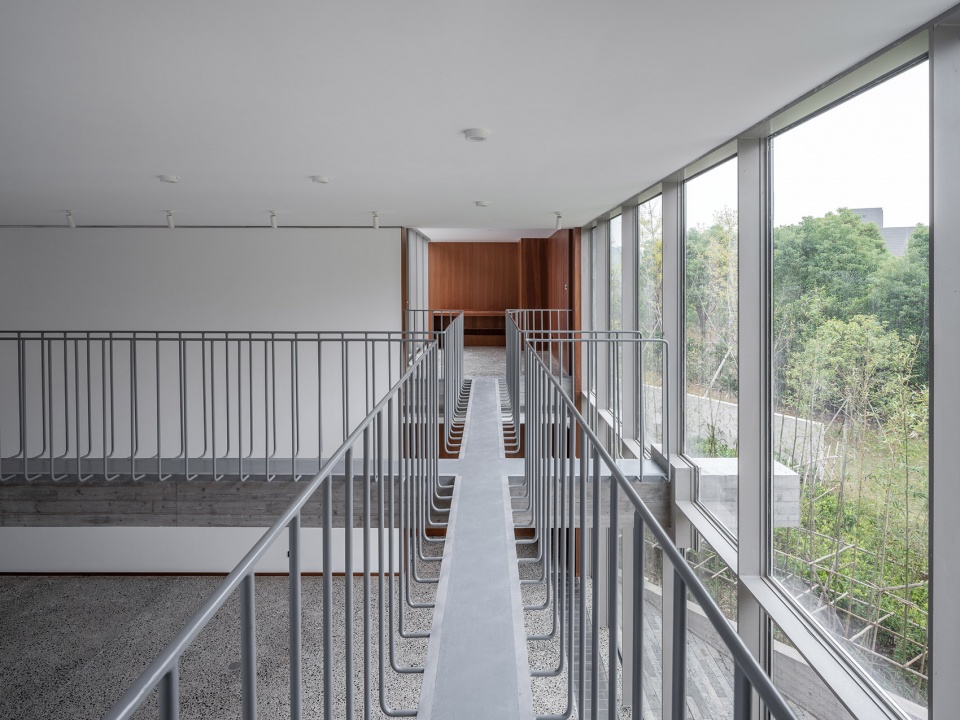four studio houses by fcjz