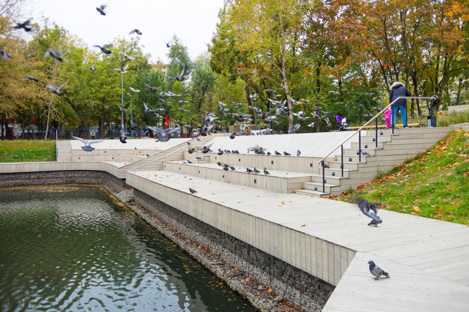 Krasnogvardeisky Ponds by WOWHAUS
