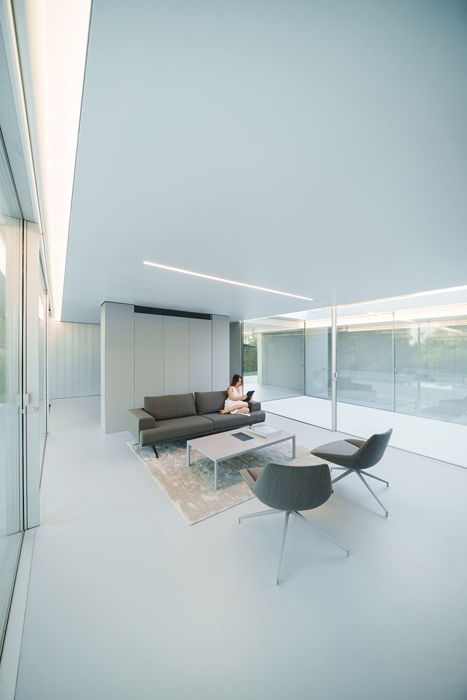 NIU N290 by FRAN SILVESTRE ARQUITECTOS
