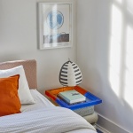 Highbury Apartment by Holloway Li
