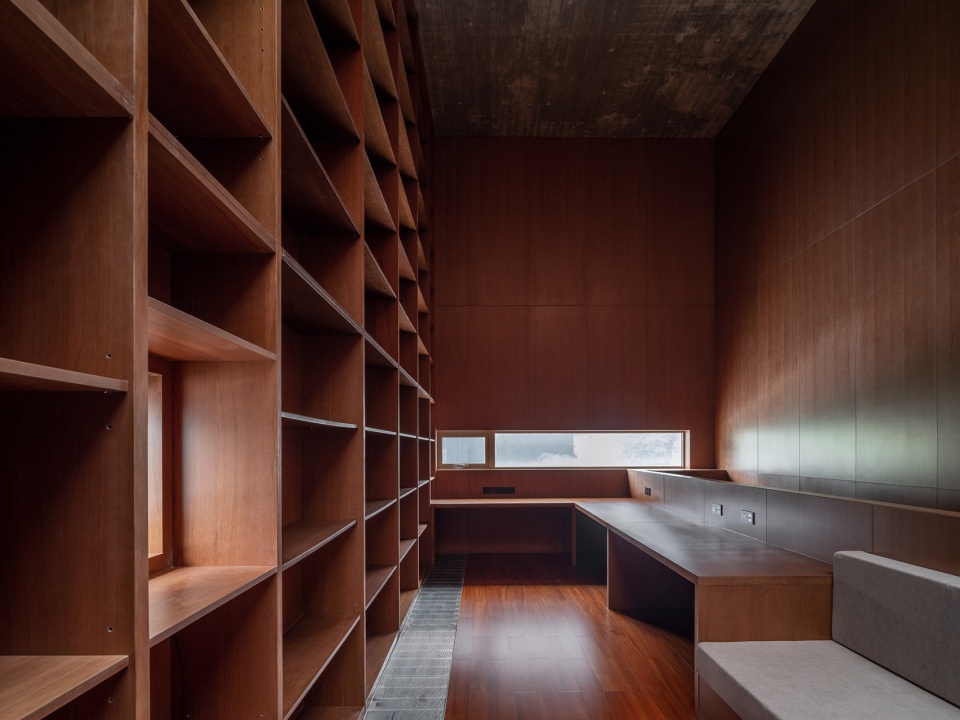 four studio houses by fcjz