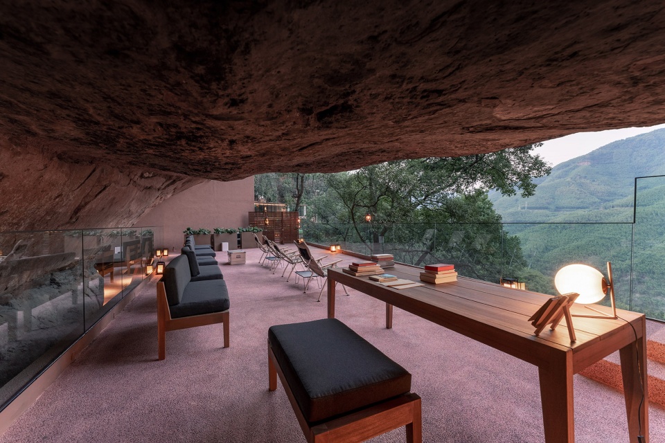 shanlu cave hotel by poetic design office of sp space