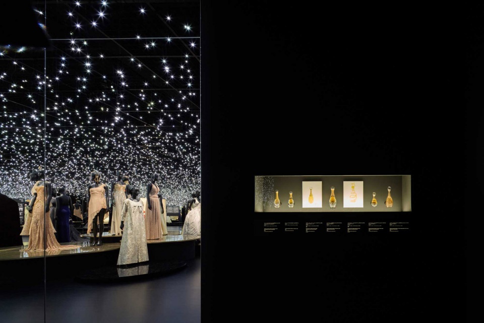 Christian Dior Designer Of Dreams by OMA Shohei Shigematsu