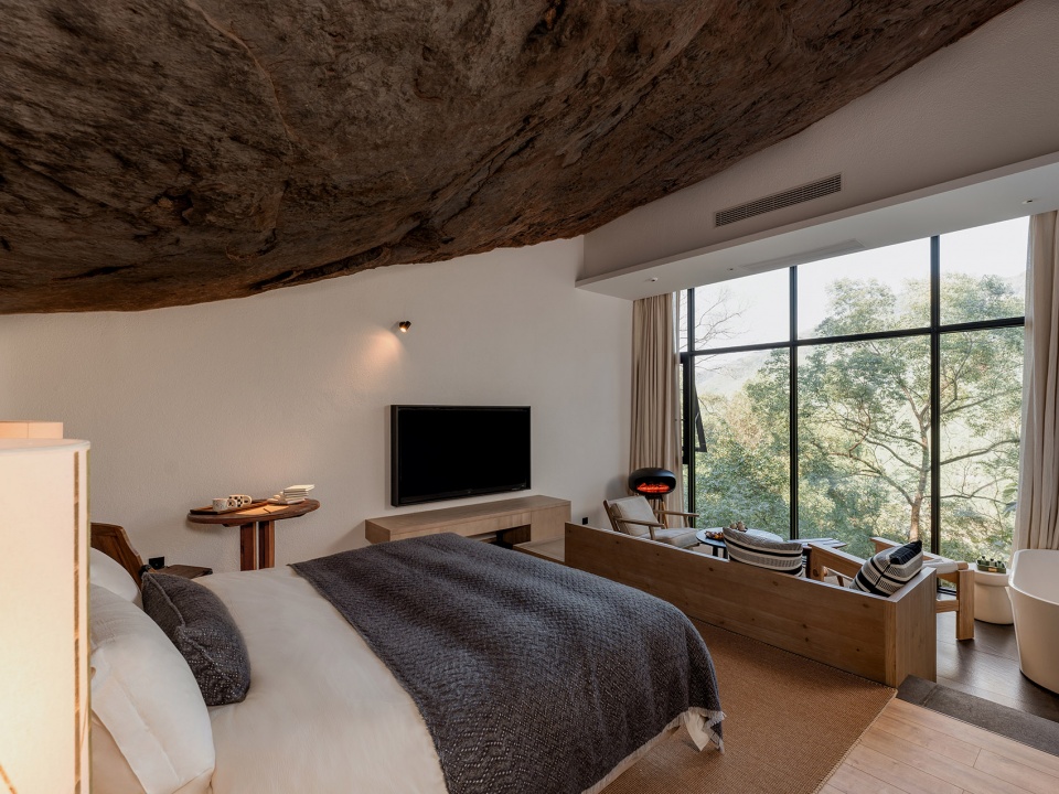 shanlu cave hotel by poetic design office of sp space
