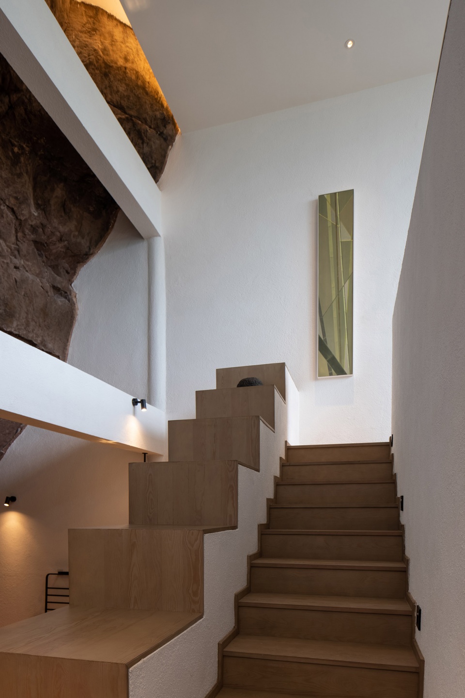 shanlu cave hotel by poetic design office of sp space