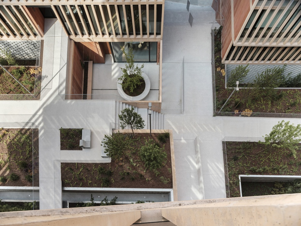 cornes espacio residencial by carbajo barrios arquitectos