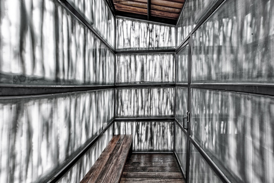 creek restroom by atelier scale