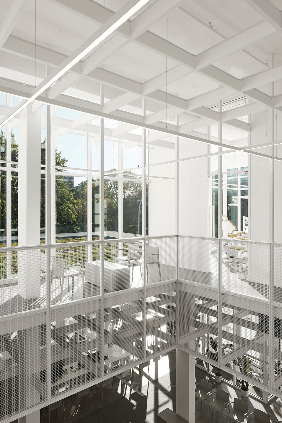 clinique dentaire by studio jean verville architectes