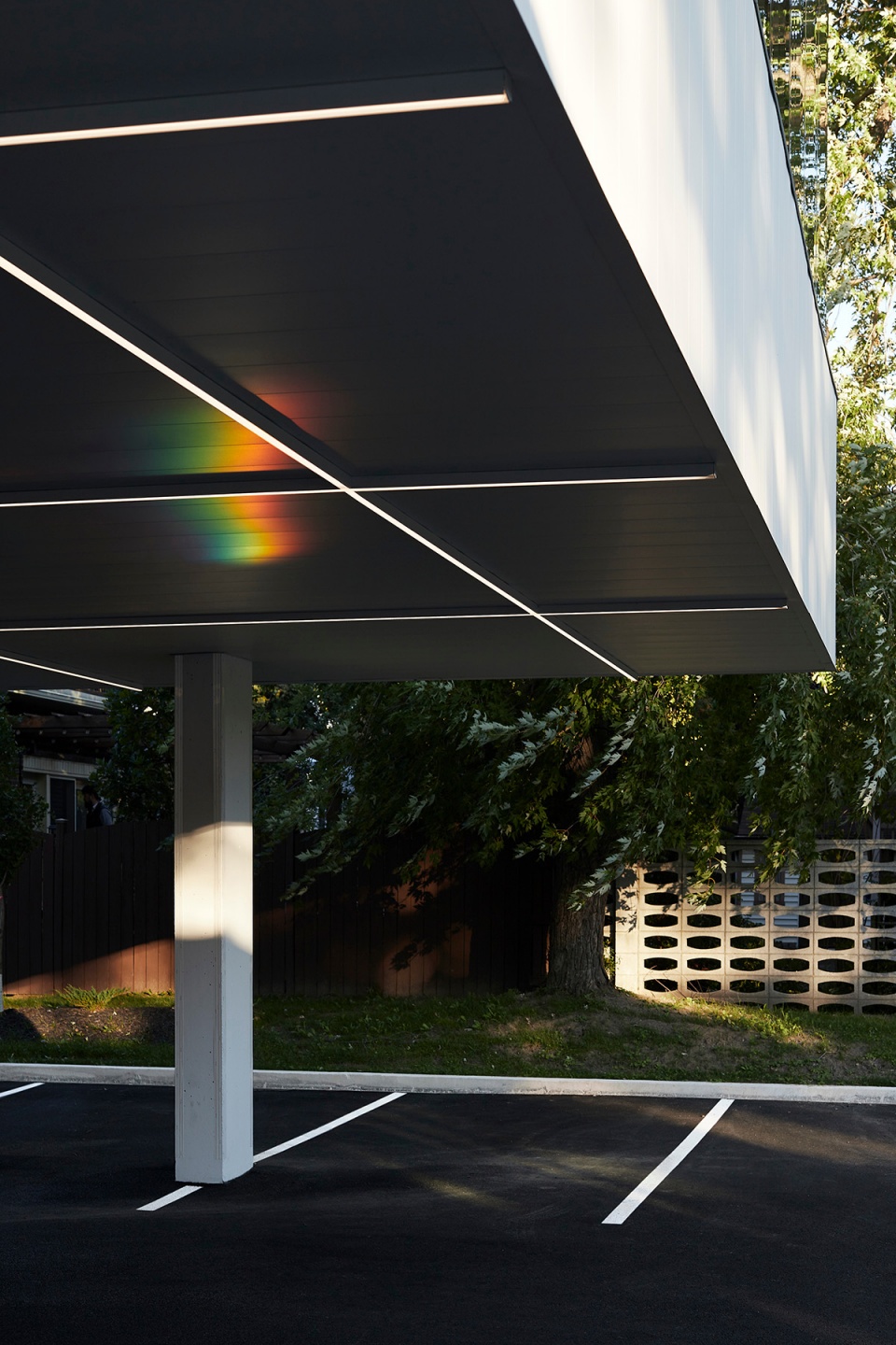 clinique dentaire by studio jean verville architectes