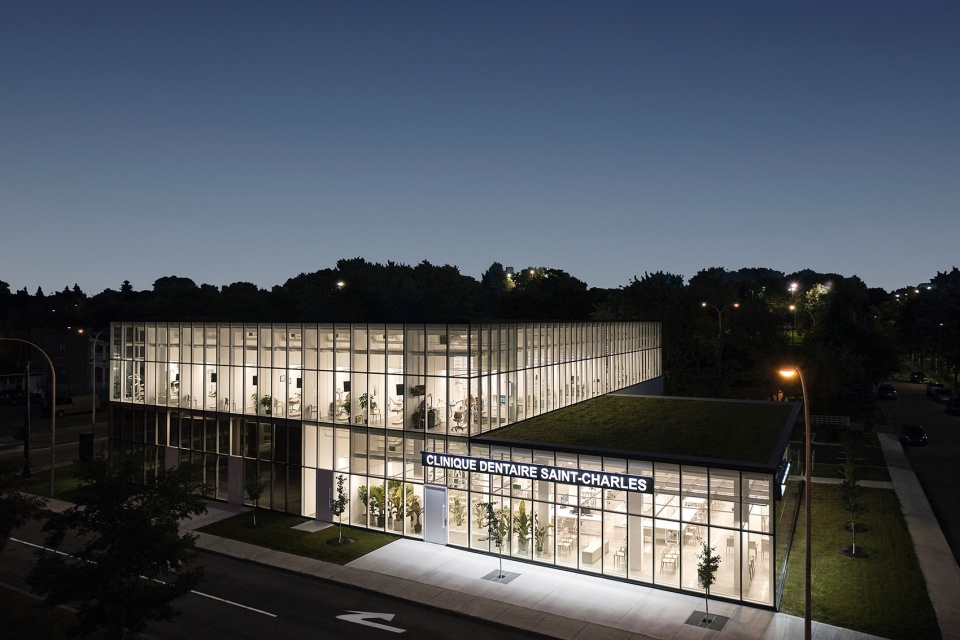 clinique dentaire by studio jean verville architectes