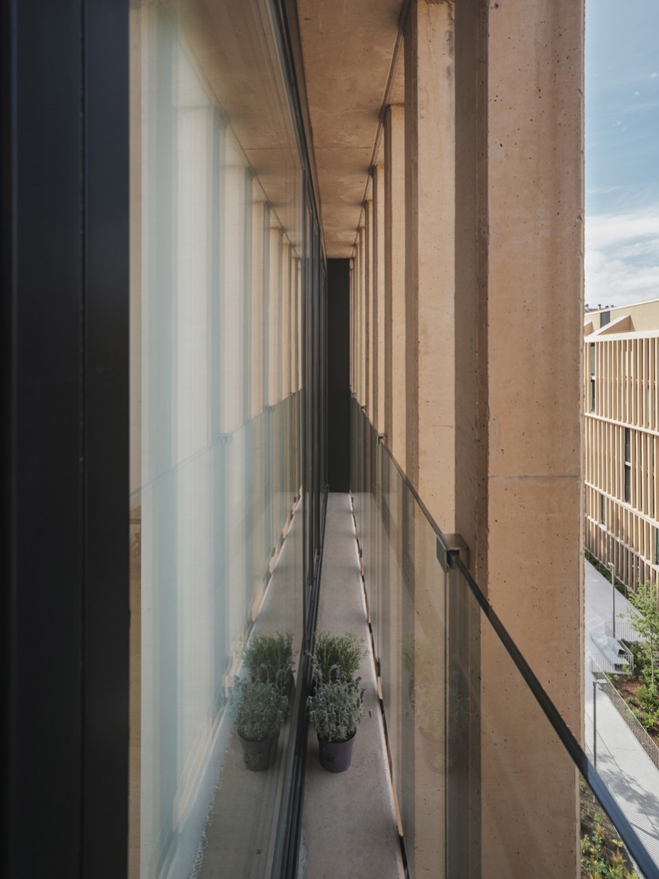 cornes espacio residencial by carbajo barrios arquitectos