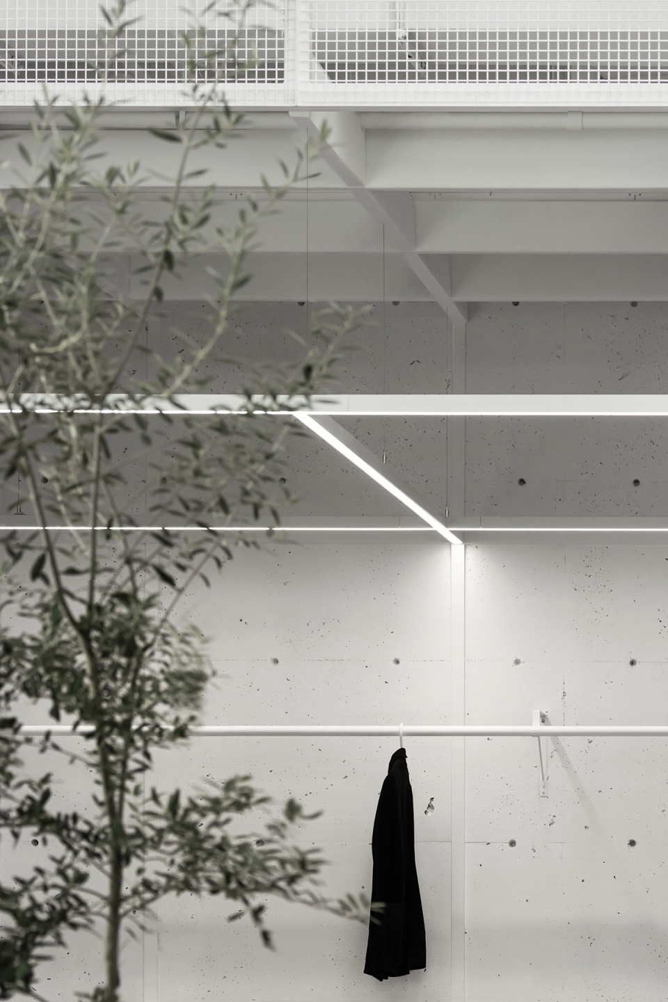 clinique dentaire by studio jean verville architectes