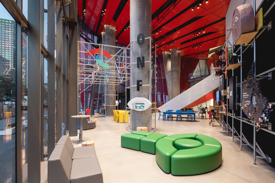 Design of the NFB new reception area by Taktik design