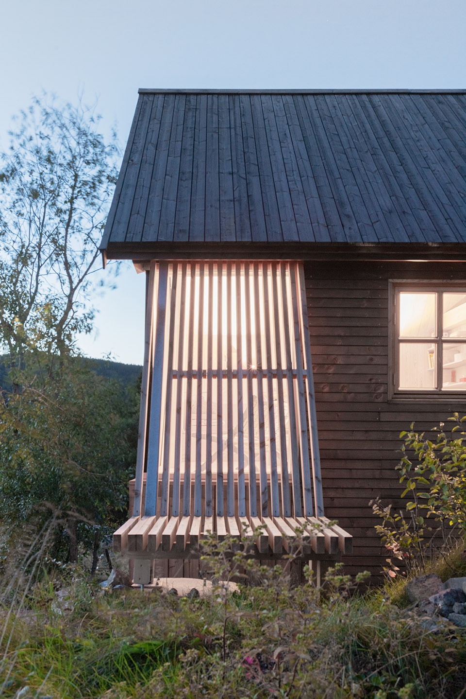 cabin in nordmarka norway by rever drage architects