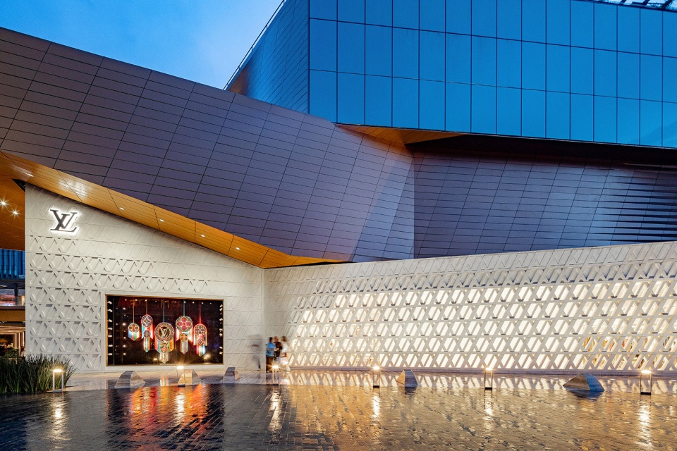 the louis vuitton artz store by materia louis vuitton malletier