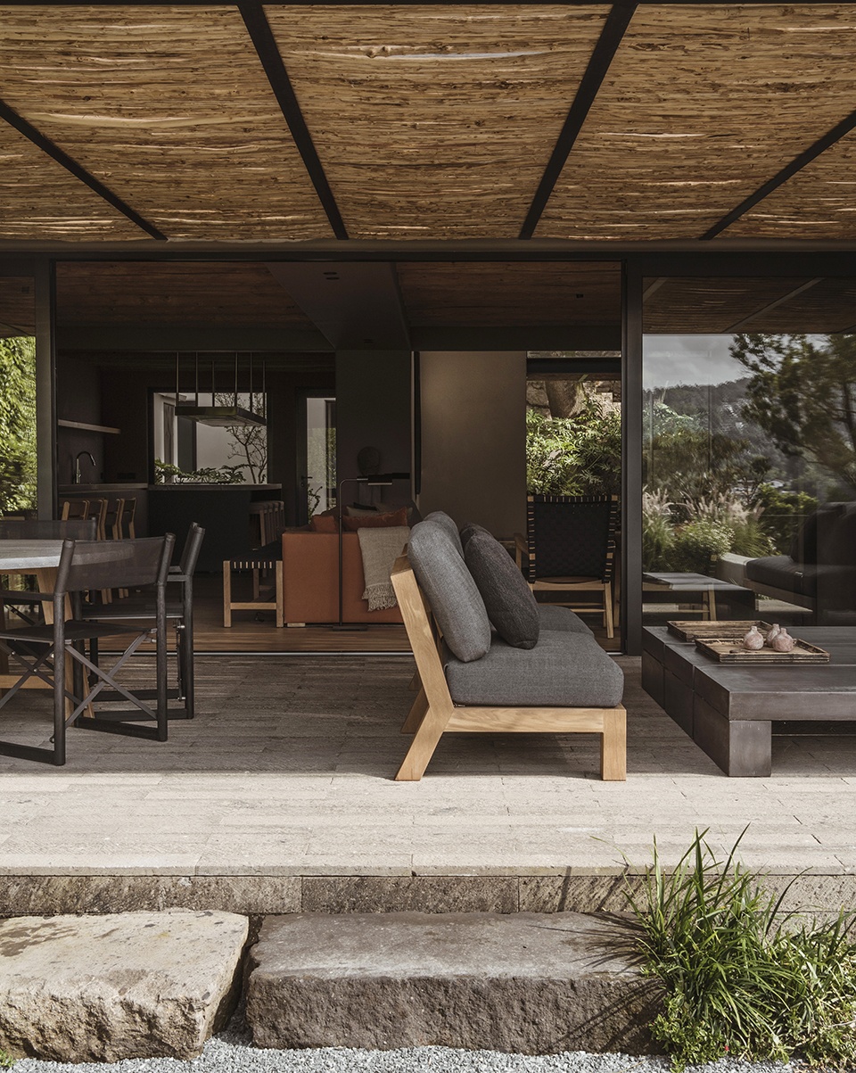 Casa Tres Arboles by dıreccıon