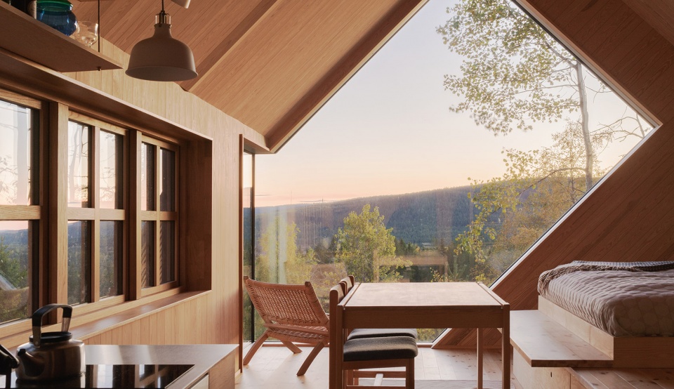 cabin in nordmarka norway by rever drage architects