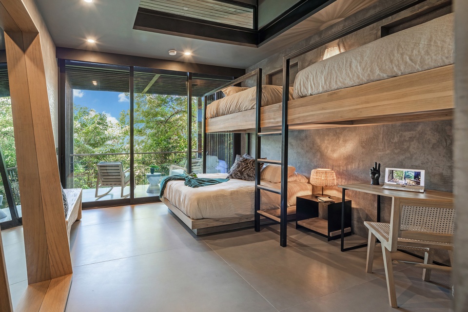Raintree House by Studio Saxe