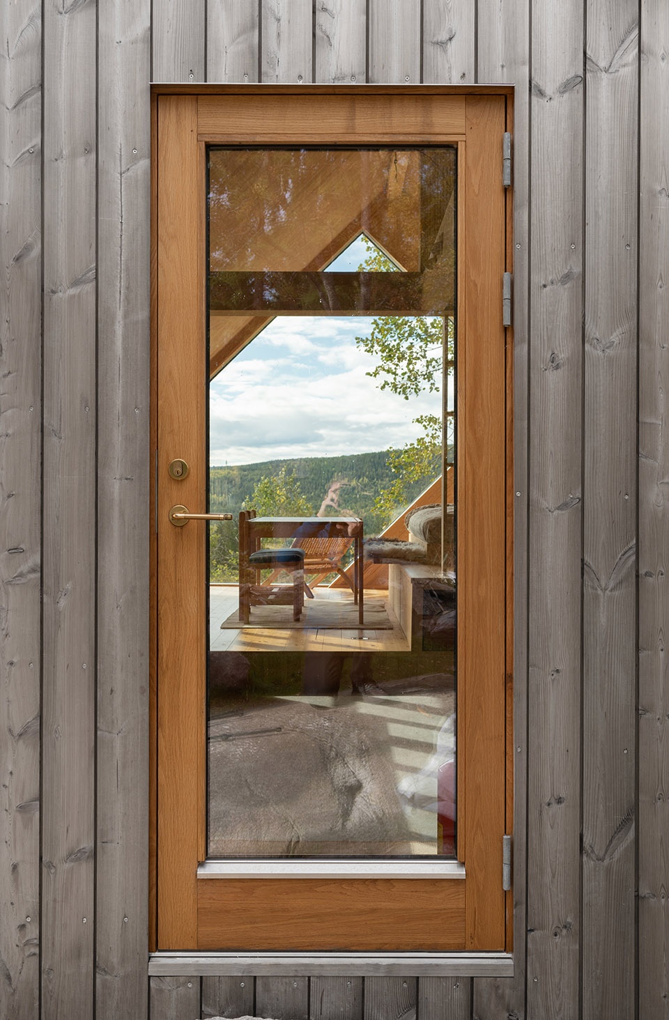 cabin in nordmarka norway by rever drage architects