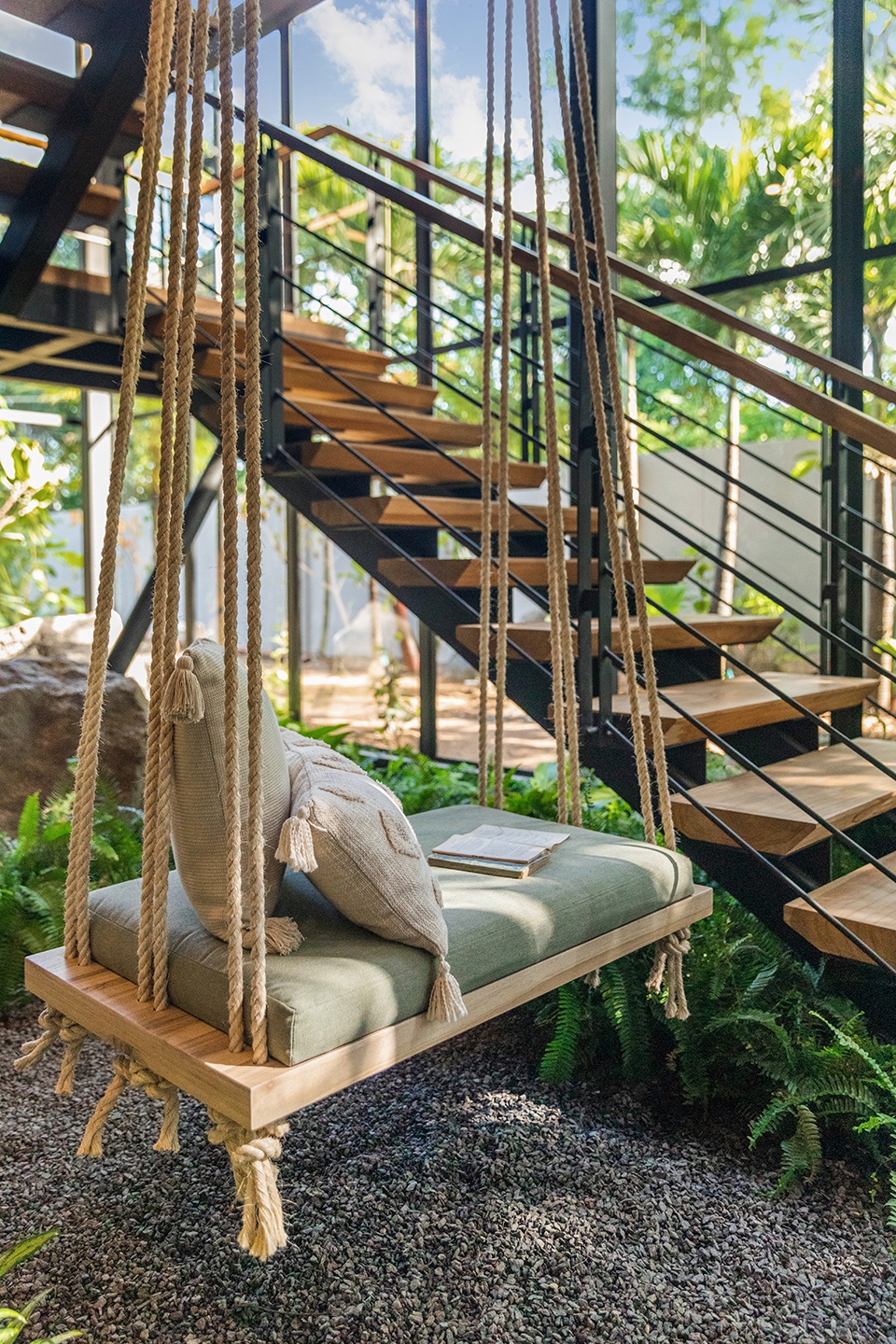 Raintree House by Studio Saxe