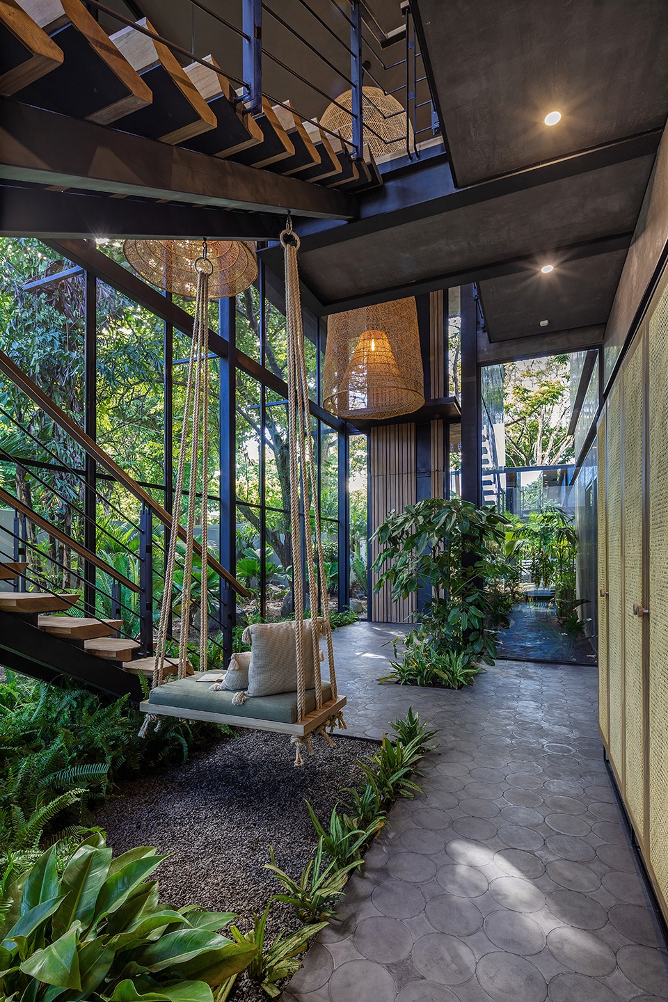 Raintree House by Studio Saxe