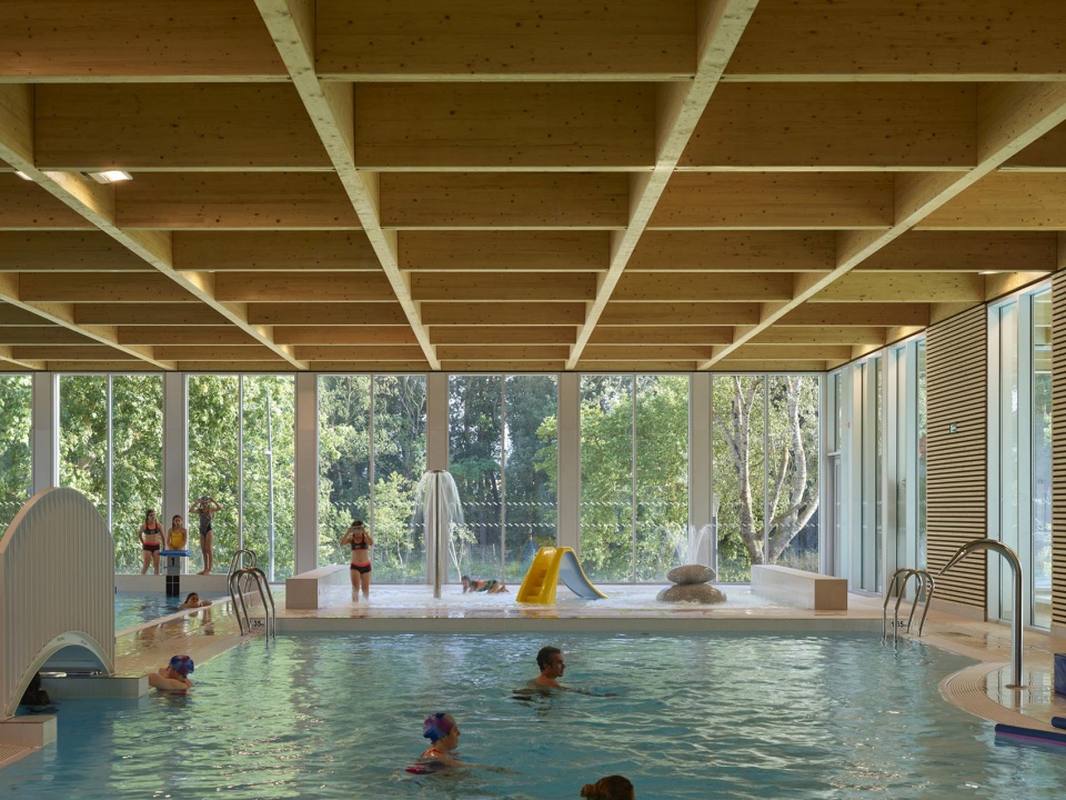 paicherou aquatic centre by taillandier architectes associes