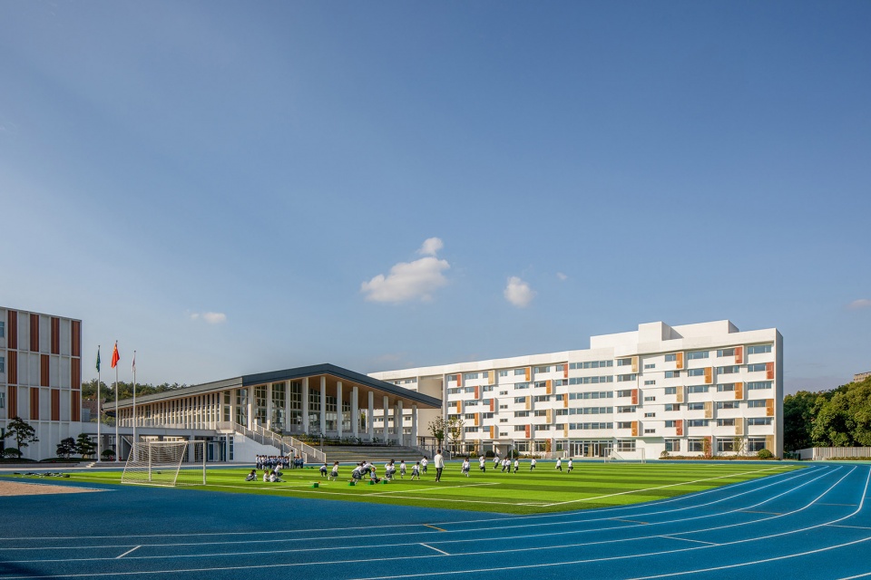 hengdian wenrong experimental primary school by architecture squared