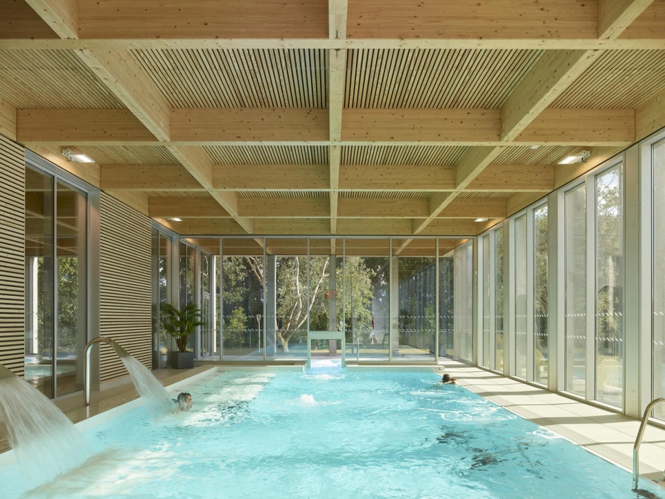 paicherou aquatic centre by taillandier architectes associes