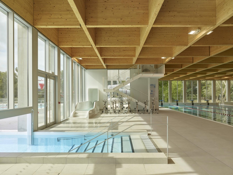 paicherou aquatic centre by taillandier architectes associes