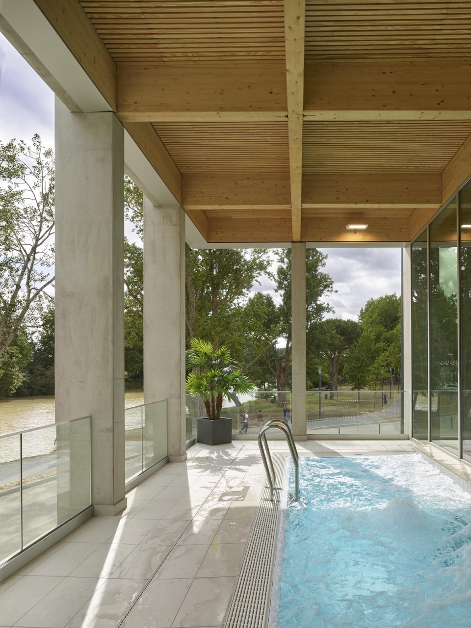 paicherou aquatic centre by taillandier architectes associes