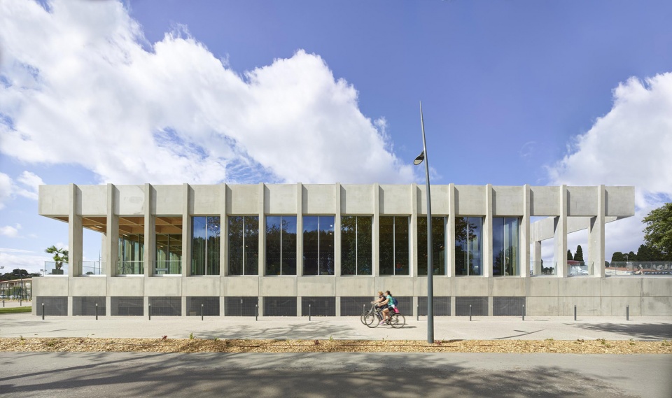paicherou aquatic centre by taillandier architectes associes