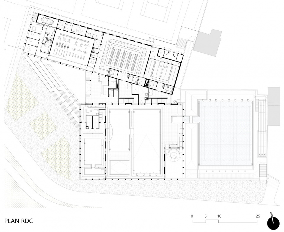 paicherou aquatic centre by taillandier architectes associes