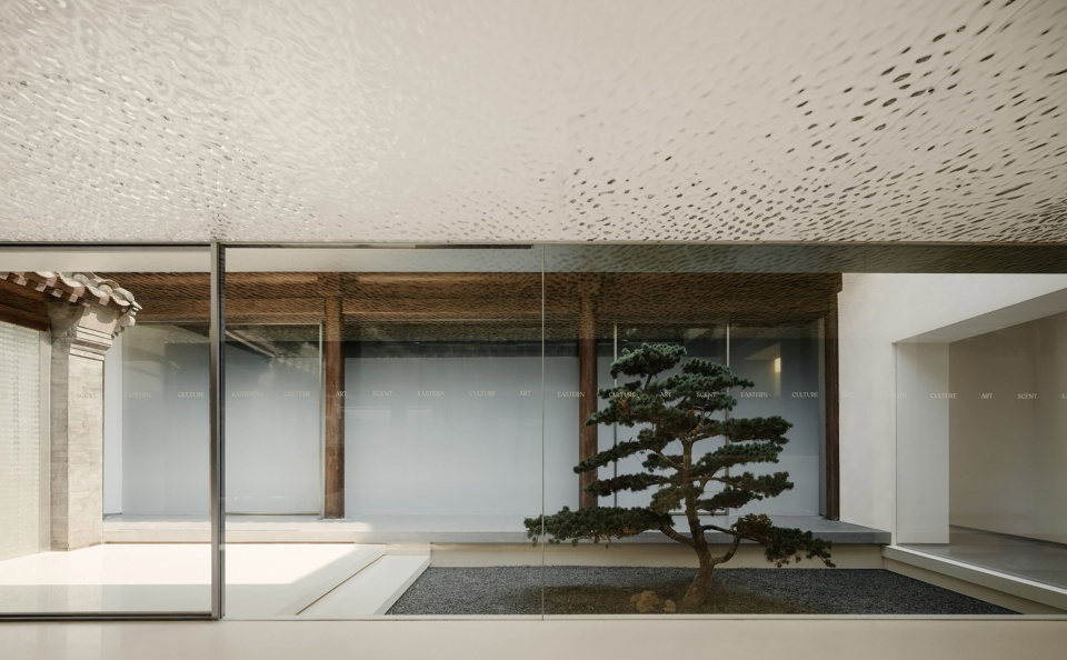 tosummer flagship guozijian st by fog architecture