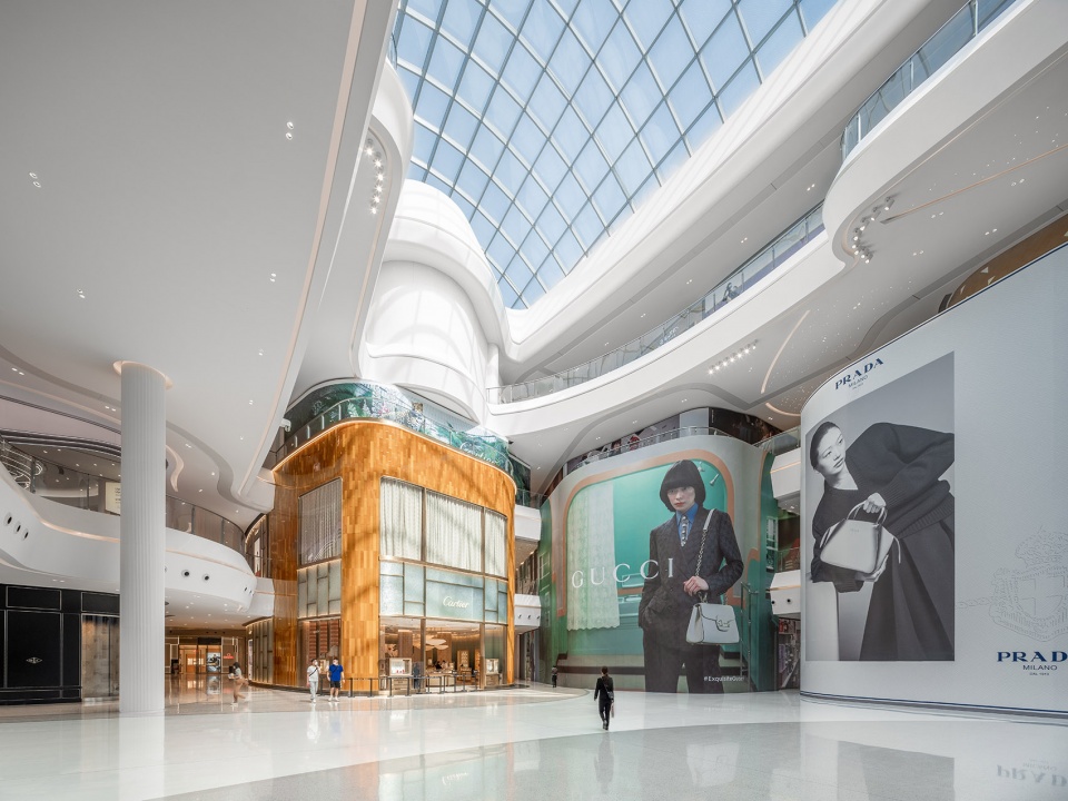 topic haikou international duty free city