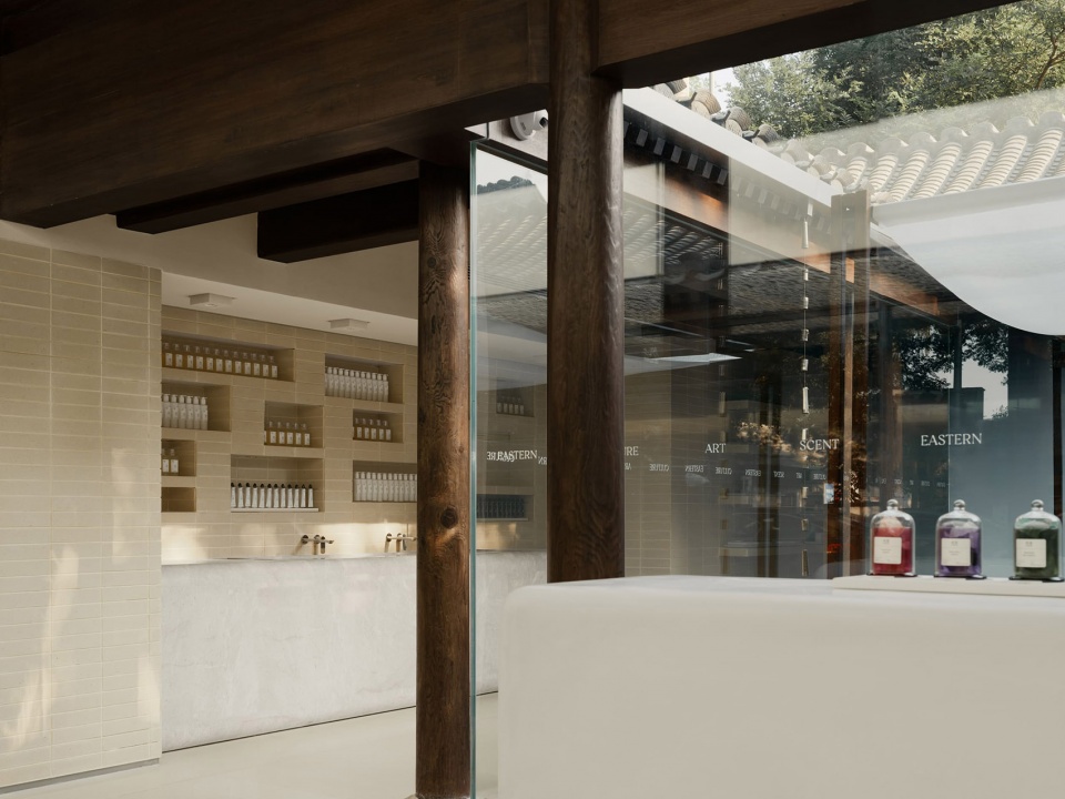 tosummer flagship guozijian st by fog architecture