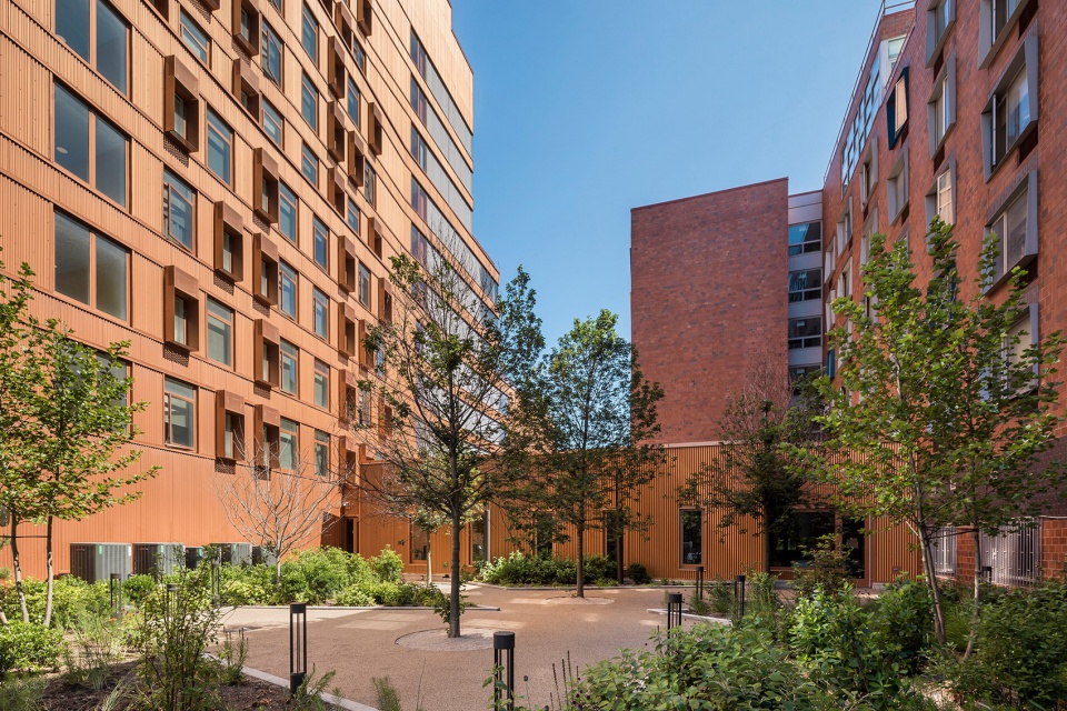 AR015 tres puentes by shakespeare gordon vlado architects vlt