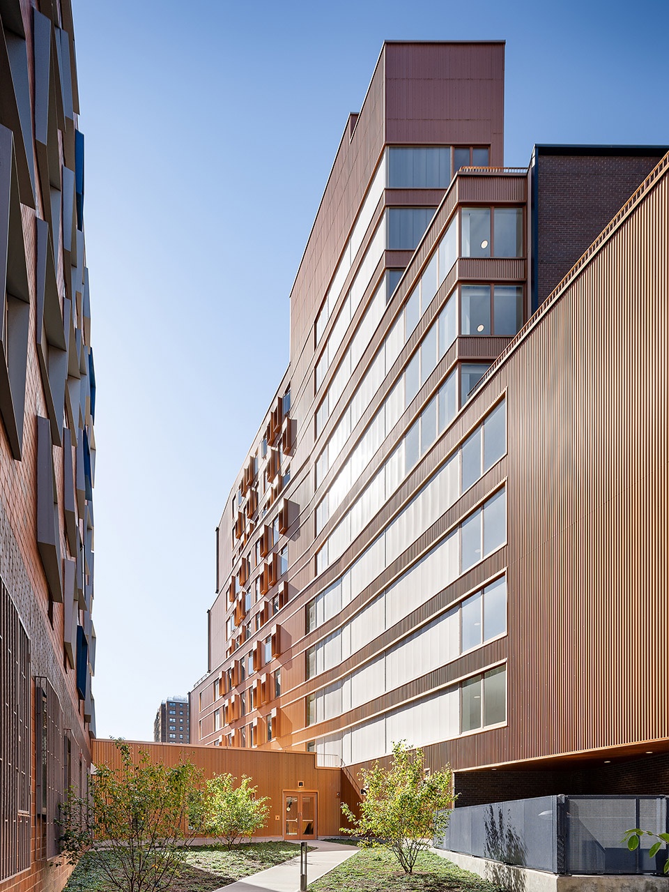 AS005 tres puentes by shakespeare gordon vlado architects