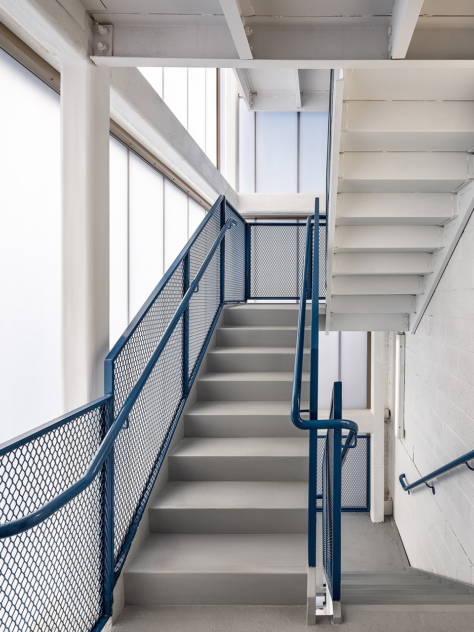 AS011 tres puentes by shakespeare gordon vlado architects