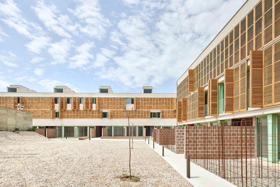 54 subsidized homes in Mallorca by Alventosa Morell Arquitectes