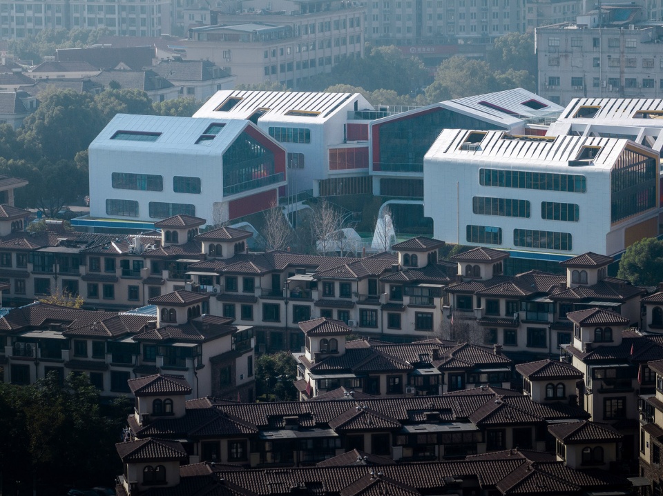 kincang modern pre school by lycs architecture
