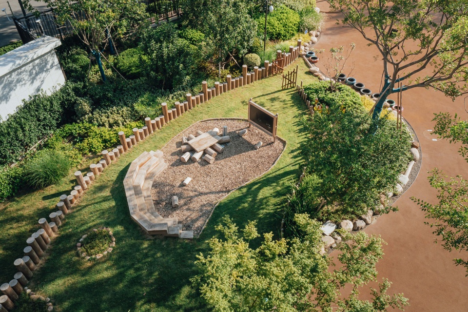 One Infinity Academy Kindergarten by Horizon Atmosphere Landscape