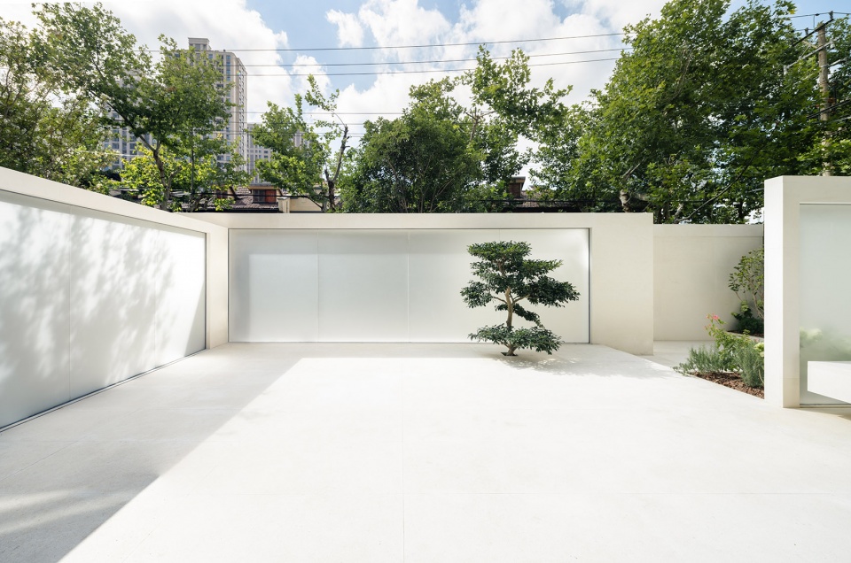 garden gallery residence shanghai china by yatofu creatives